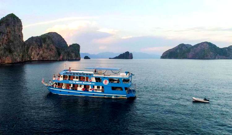 Burma diving cruise in the Mergui Archipelago from 9 to 14 March 2012